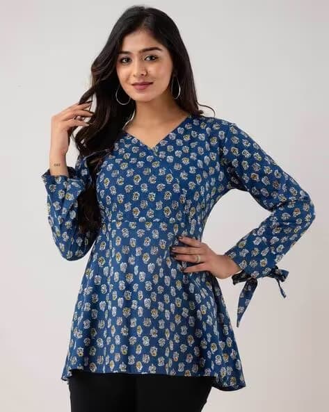 Women Regular Fit Floral Top