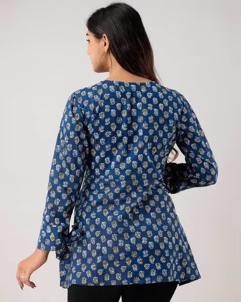 Women Regular Fit Floral Top - view 3
